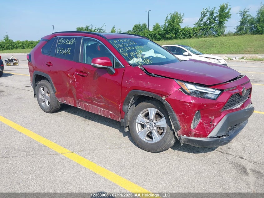 2T3R1RFV5NW324432 2022 Toyota Rav4 Xle/Xle Premium auction photo 1
