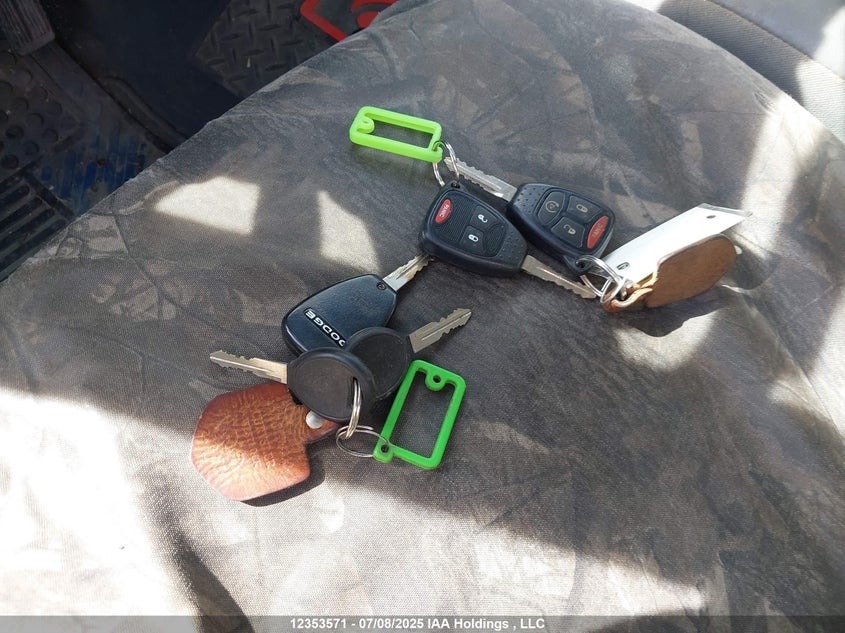 2008 Dodge Ram 1500 St/Slt VIN: 1D7HU18208J204294 Lot: 12353571