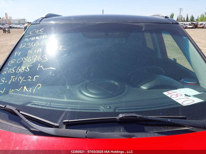 2014 Kia Soul Sx/Sx Luxury/Two-Tone Fathom Blue/White Special Edition/Two-Tone Inferno Red VIN: KNDJX3A54E7086763 Lot: 12350521X