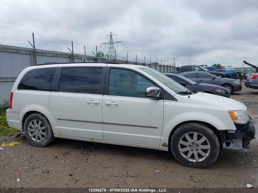 2A4RR5DX1AR124250 2010 CHRYSLER TOWN & COUNTRY photo no. 14