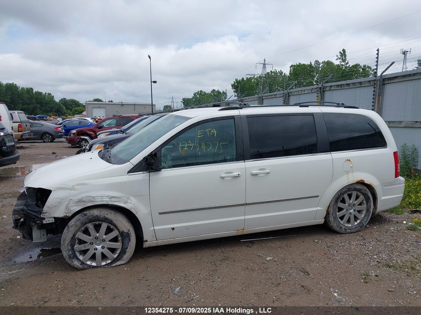 2A4RR5DX1AR124250 2010 CHRYSLER TOWN & COUNTRY photo no. 15