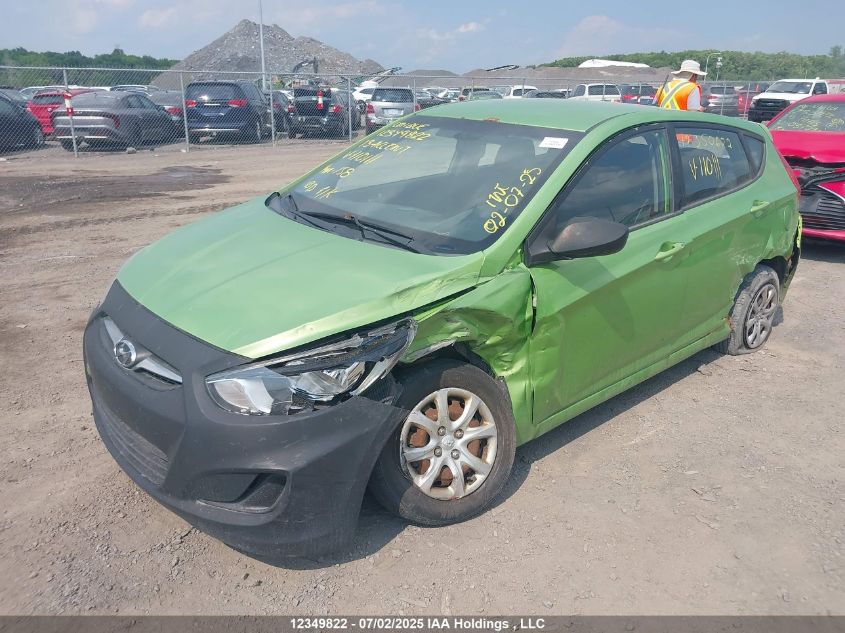 2013 Hyundai Accent Gl VIN: KMHCT5AE1DU110111 Lot: 12349822X