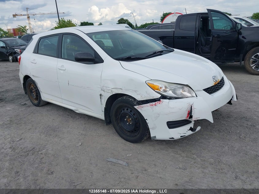 2T1KU4EE7EC131402 2014 Toyota Matrix auction photo 1