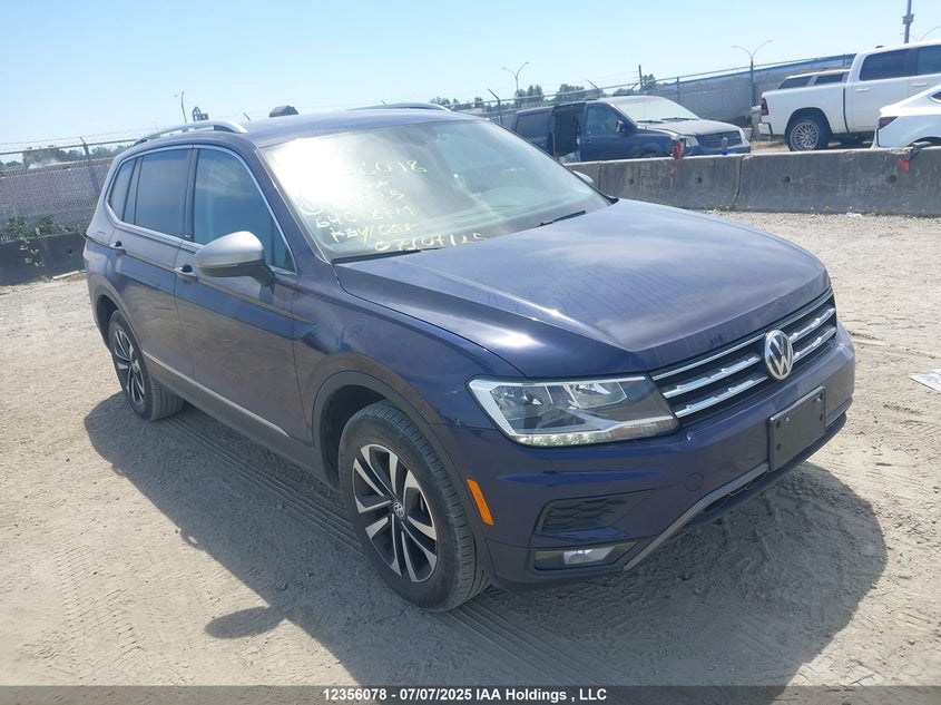 3VV2B7AX8MM139725 2021 Volkswagen Tiguan Se/Se R-Line Black/Sel auction photo 1