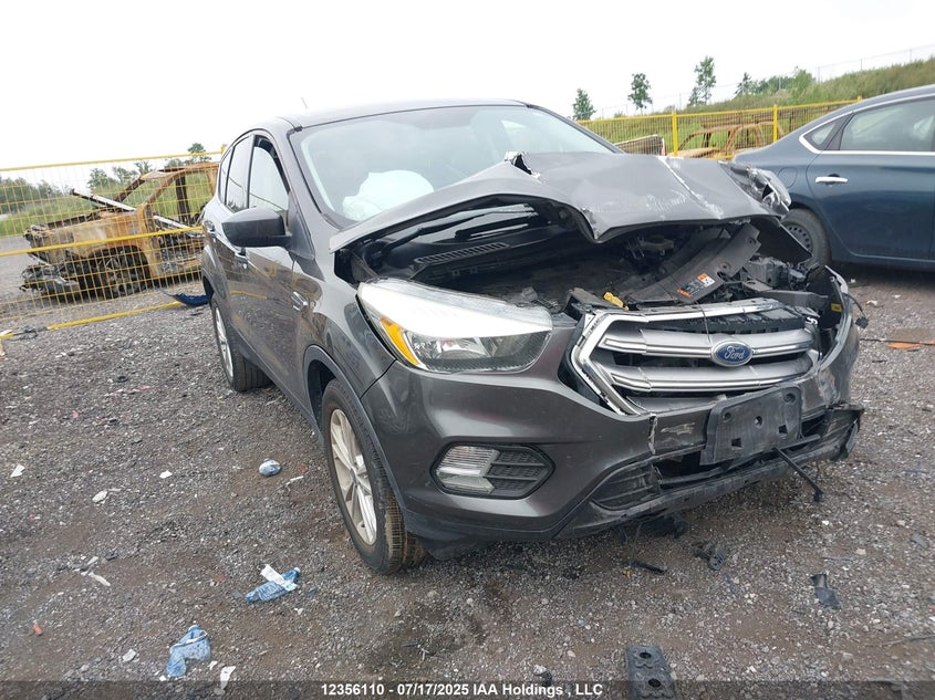 1FMCU0G91HUC90481 2017 Ford Escape Se auction photo 1