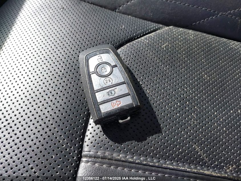 2019 Ford Expedition Platinum VIN: 1FMJU1MT1KEA18396 Lot: 12356122