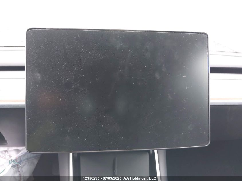 2019 Tesla Model 3 Long Range/Performance VIN: 5YJ3E1EB0KF267884 Lot: 12356295