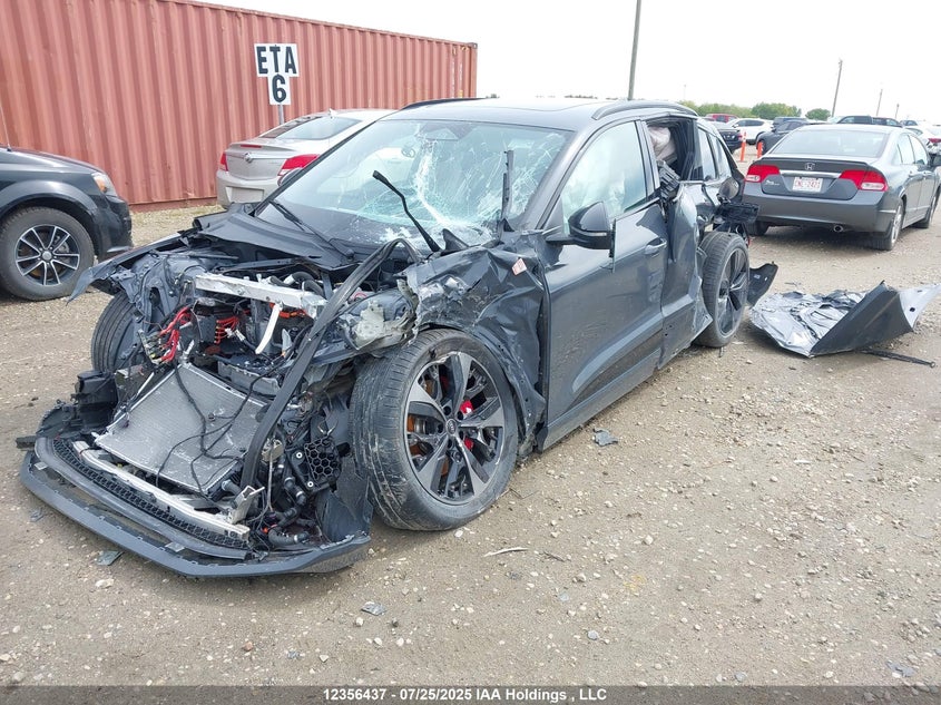 WA135BGF0SA028148 2025 AUDI SQ8 photo no. 2
