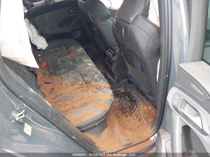 2025 Audi Sq6 E-Tron Technik VIN: WA135BGF0SA028148 Lot: 12356437