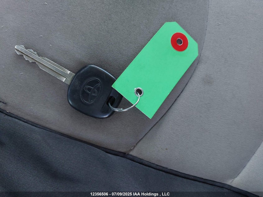 5TDZK3DCXBS136322 2011 TOYOTA SIENNA photo no. 11