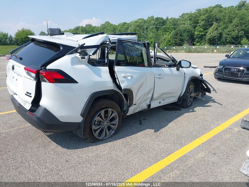 2T3RWRFV0RW218400 2024 TOYOTA RAV 4 photo no. 4