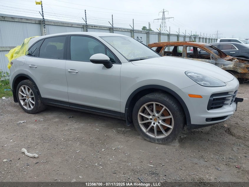 WP1AA2AY9MDA04028 2021 Porsche Cayenne auction photo 1
