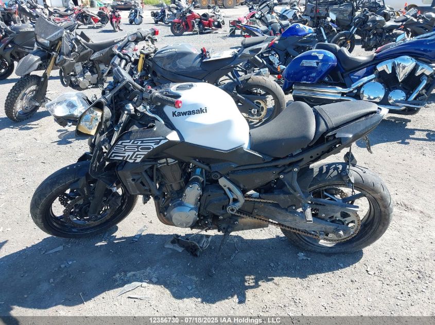2019 Kawasaki Er650 H VIN: JKAEREH1XKDA39323 Lot: 12356730