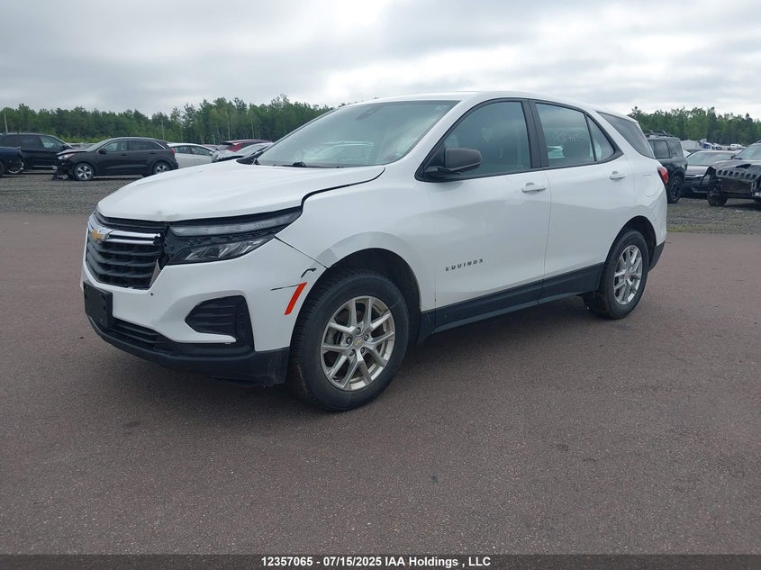 2GNAXSEV3N6106741 2022 CHEVROLET EQUINOX photo no. 2
