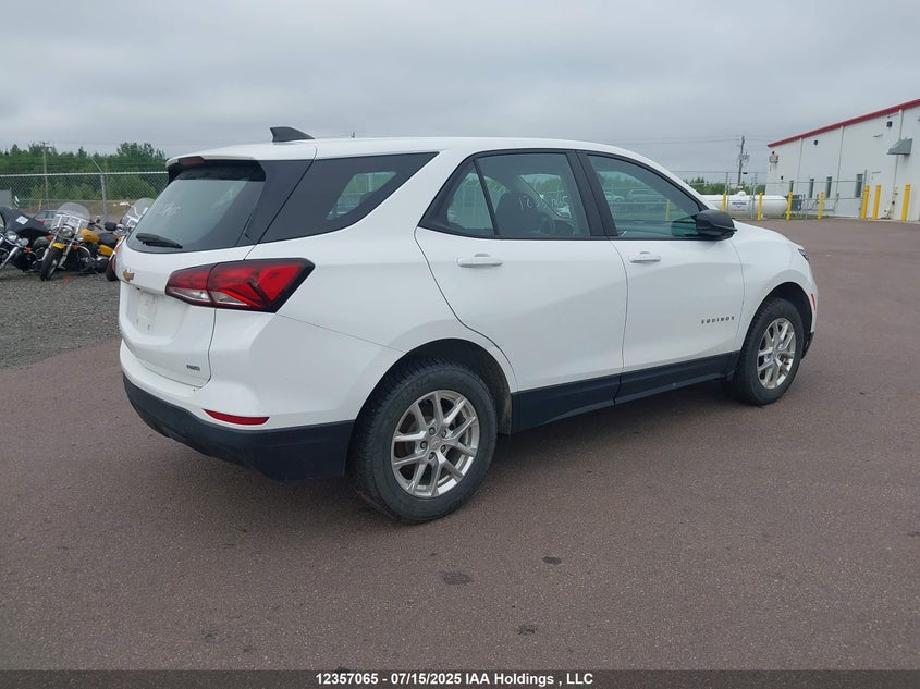 2GNAXSEV3N6106741 2022 CHEVROLET EQUINOX photo no. 4