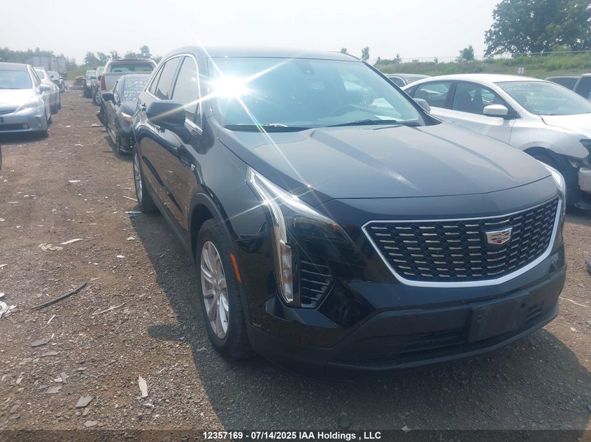 1GYAZAR46KF214474 2019 Cadillac Xt4 auction photo 1