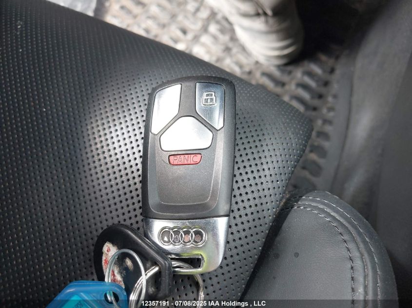 2017 Audi Q7 3.0T Technik VIN: WA1VABF76HD043601 Lot: 12357191