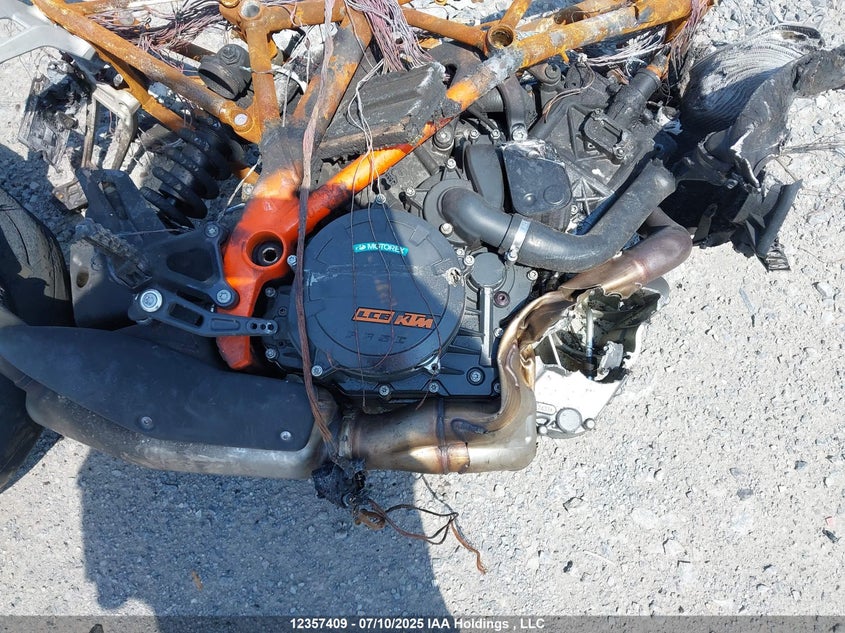 VBKV39405GM937259 2016 KTM  photo no. 8