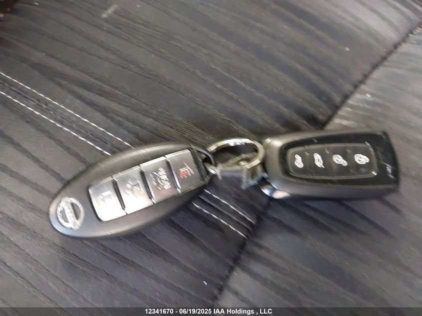 2017 Nissan Sentra 1.8 S/1.8 Sl/1.8 Sv VIN: 3N1AB7AP9HY319940 Lot: 12341670X