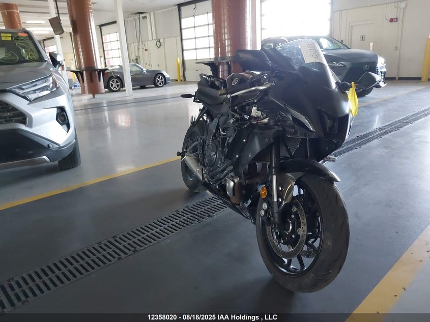 JYARM38N8SA001385 2025 Yamaha Yzfr7 auction photo 1