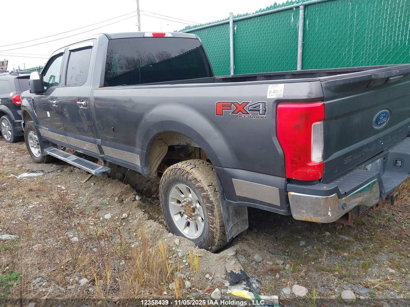 1FT7W2BT1HED88645 2017 FORD F250 photo no. 3