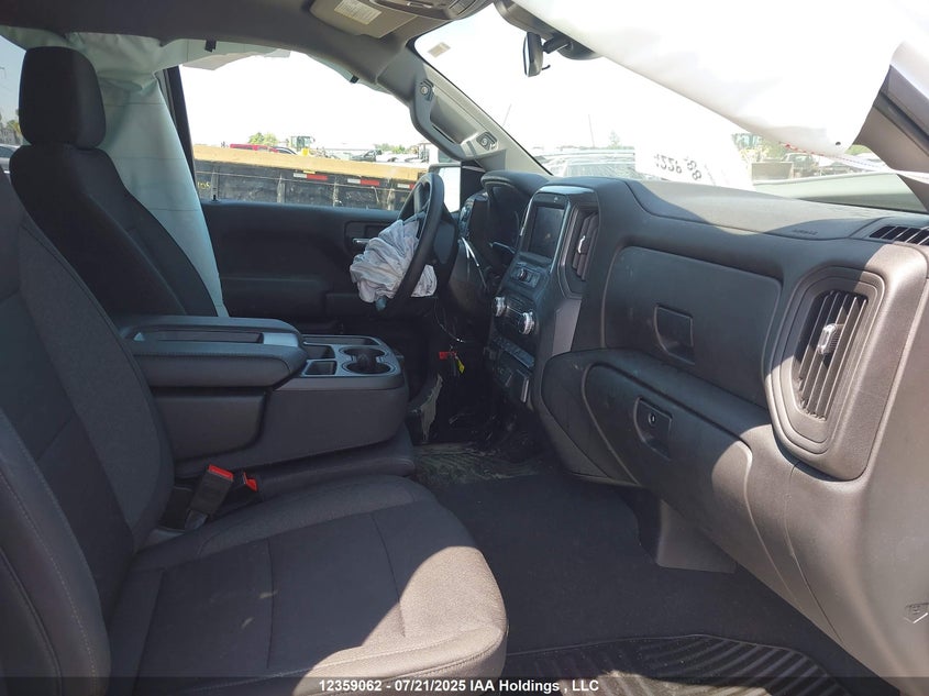 1GTUUAED4SZ175602 2025 GMC SIERRA photo no. 5
