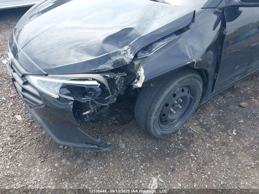 2019 Hyundai Elantra Essential VIN: KMHD74LF4KU736998 Lot: 12338445X