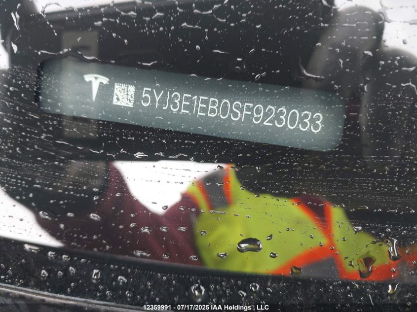 2025 Tesla Model 3 VIN: 5YJ3E1EB0SF923033 Lot: 12359991