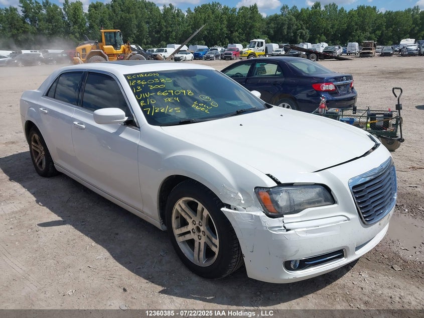 2C3CCABG7DH669098 2013 Chrysler 300 S auction photo 1