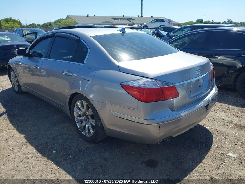 2009 Hyundai Genesis VIN: KMHGC46E59U029480 Lot: 12360616