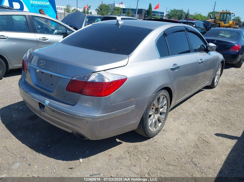2009 Hyundai Genesis VIN: KMHGC46E59U029480 Lot: 12360616