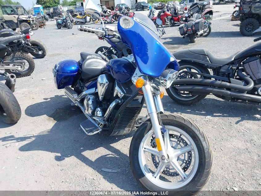 JH2SC66G4AK000023 2010 Honda Vt1300 Ct auction photo 1