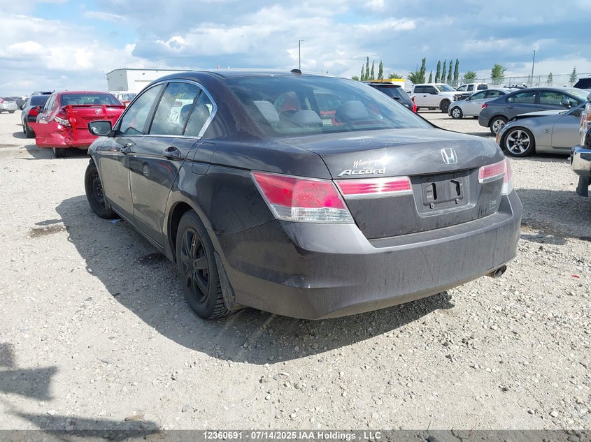 Vin: 1hgcp2f69ba801413, lot: 2736119, honda accord se 20113