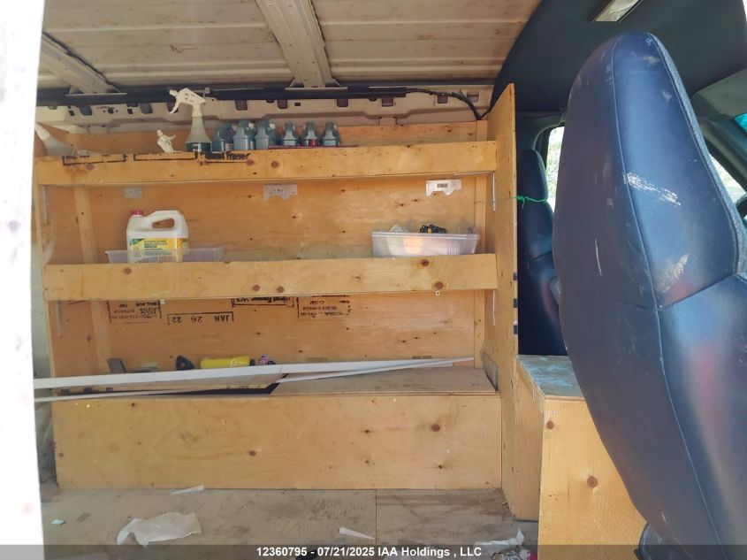 2000 Chevrolet Express Standard VIN: 1GCHG35F0Y1173679 Lot: 12360795