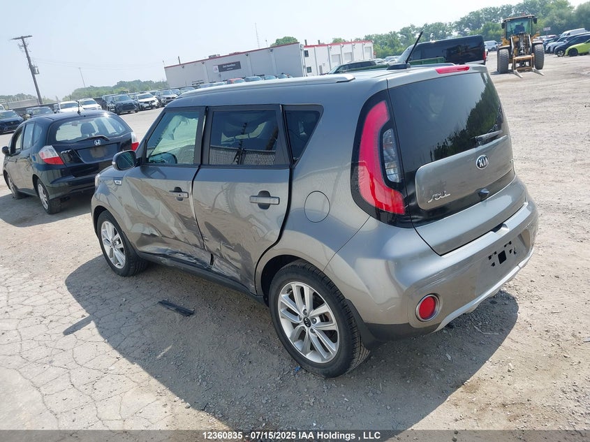 2019 Kia Soul + VIN: KNDJP3A55K7697607 Lot: 12360835