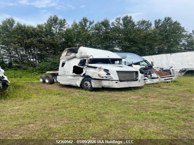 3AKJHHDR1JSJX5679 FREIGHTLINER CASCADIA 126 Photo 1