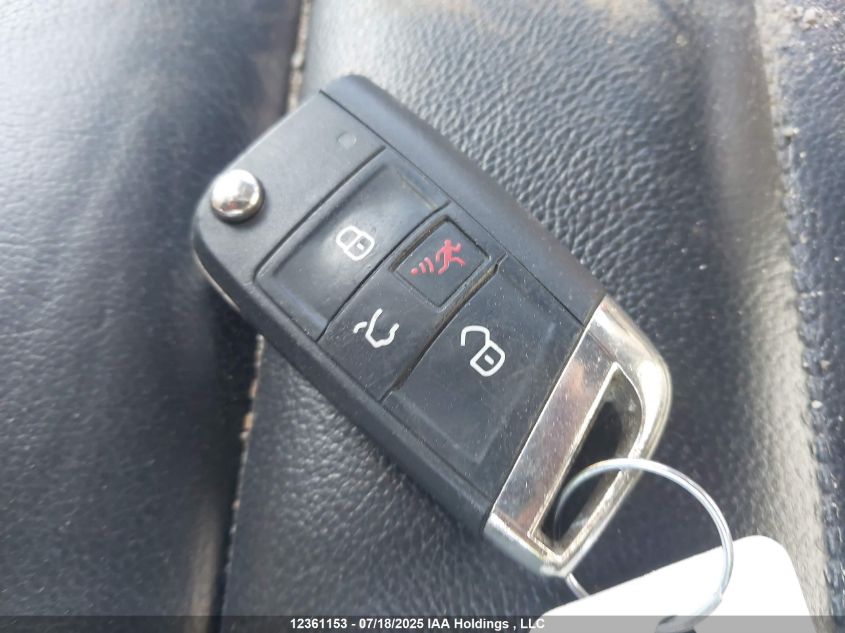 VOLKSWAGEN GOLF GTI 2016 3VW4T7AU8GM054119 Photo 11