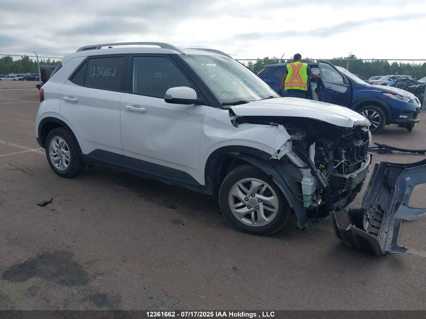 2022 Hyundai Venue Preferred VIN: KMHRC8A39NU182217 Lot: 12361662