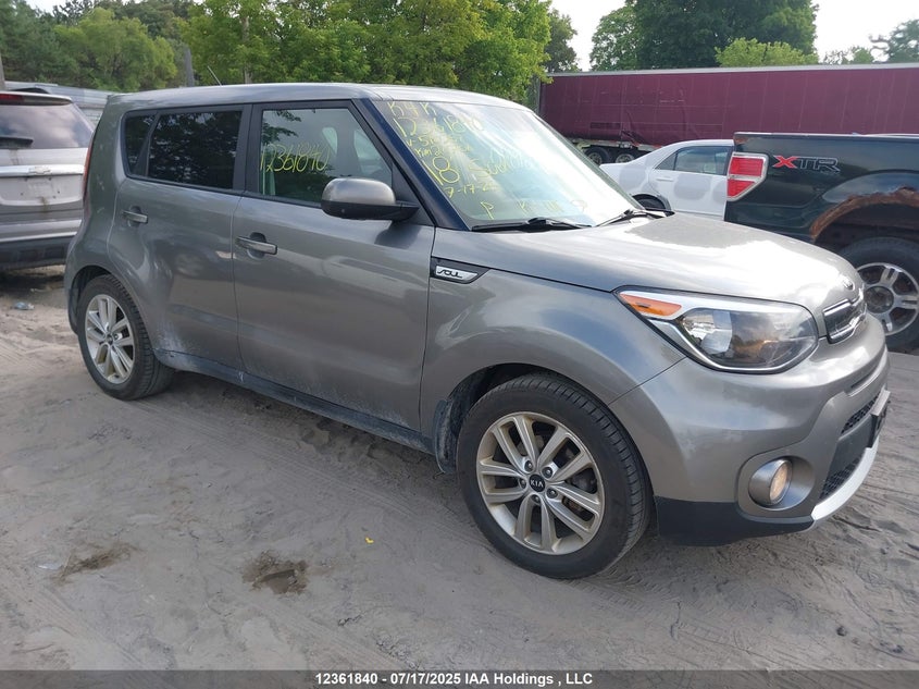 KNDJP3A54J7510257 2018 Kia Soul + auction photo 1