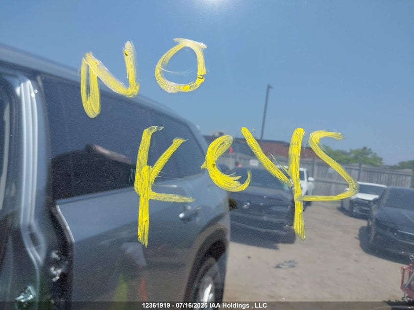5TDAAAB53SS093368 2025 TOYOTA HIGHLANDER photo no. 11