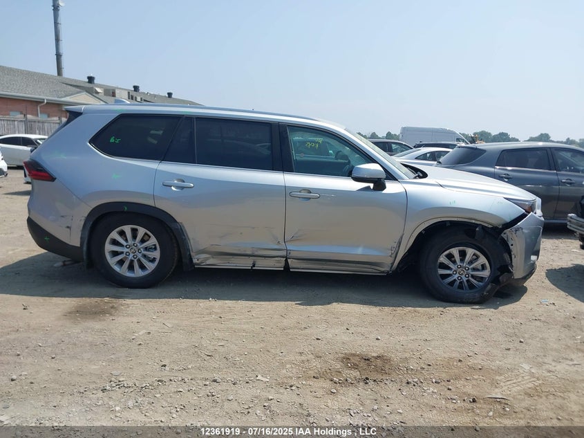 5TDAAAB53SS093368 2025 TOYOTA HIGHLANDER photo no. 13