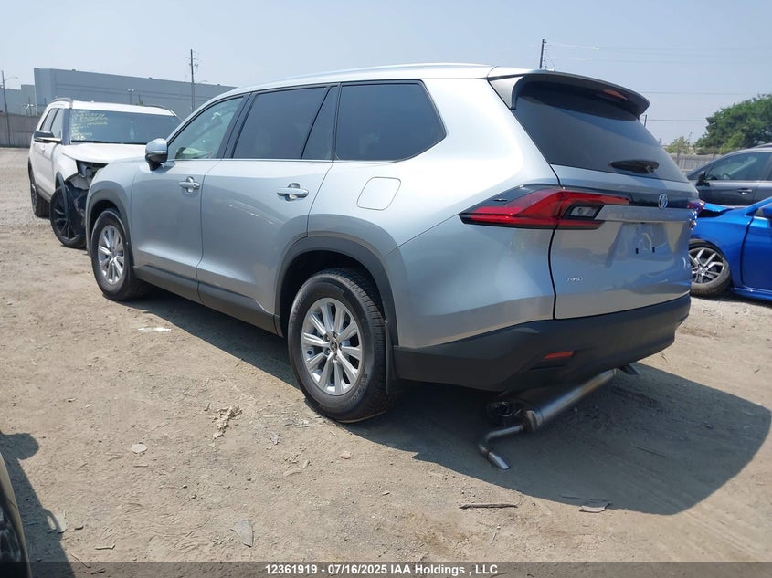 5TDAAAB53SS093368 2025 TOYOTA HIGHLANDER photo no. 3