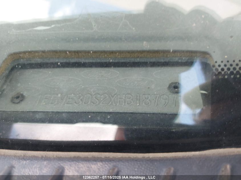 1999 Ford Econoline E350 Super Duty Ctwy V Rv VIN: 1FDWE30S2XHB18797 Lot: 12362257