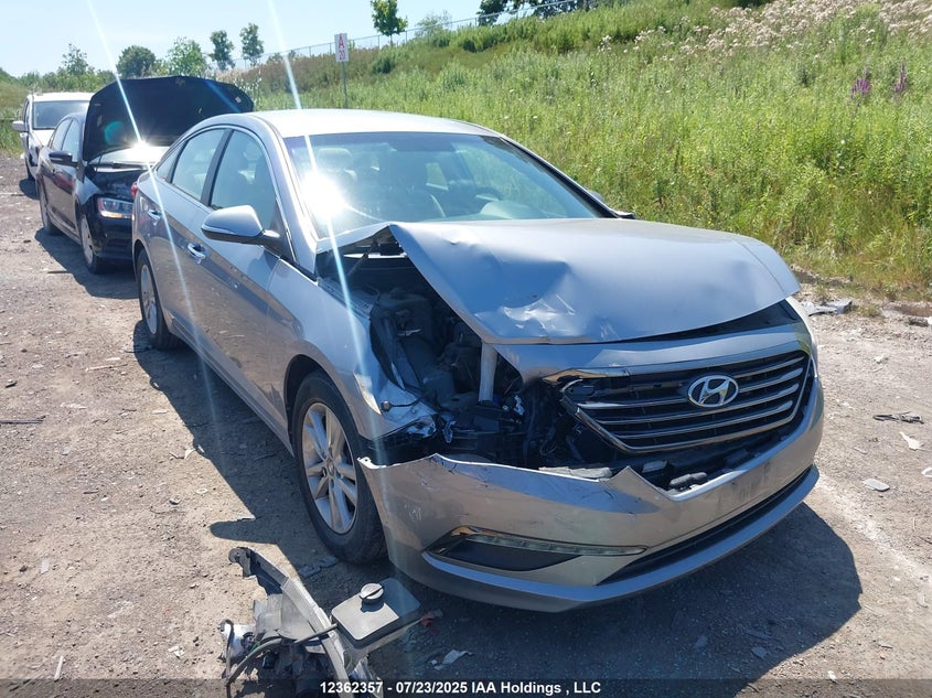5NPE24AFXFH035571 2015 Hyundai Sonata Se auction photo 1
