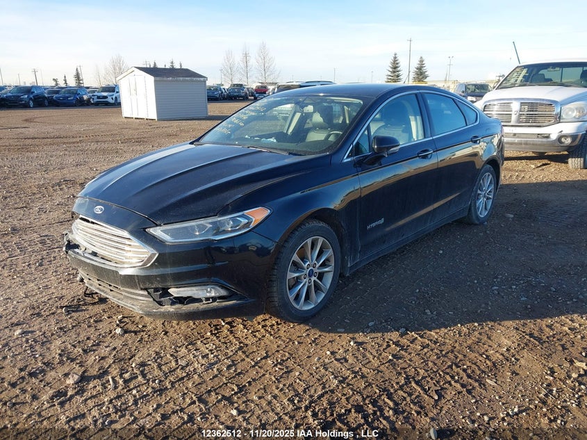 3FA6P0LU0HR127840 2017 FORD FUSION photo no. 2