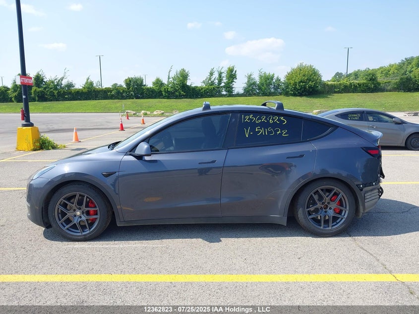 7SAYGDEF8NF511972 2022 TESLA MODEL Y photo no. 15