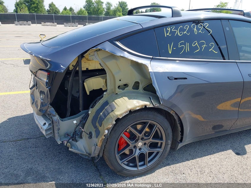 7SAYGDEF8NF511972 2022 TESLA MODEL Y photo no. 6
