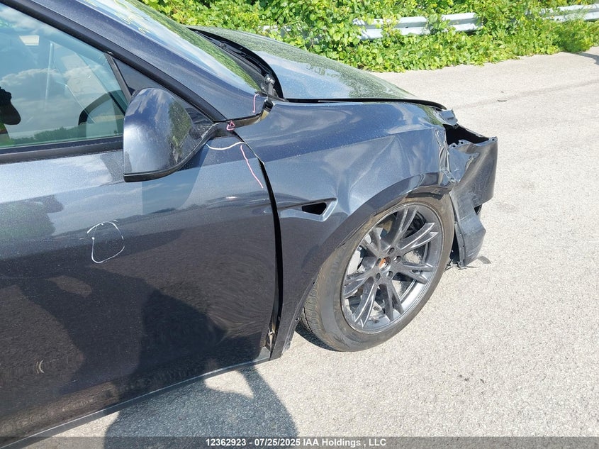 7SAYGDED2SF264619 2025 TESLA MODEL Y photo no. 22