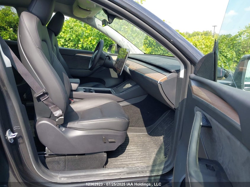 7SAYGDED2SF264619 2025 TESLA MODEL Y photo no. 5