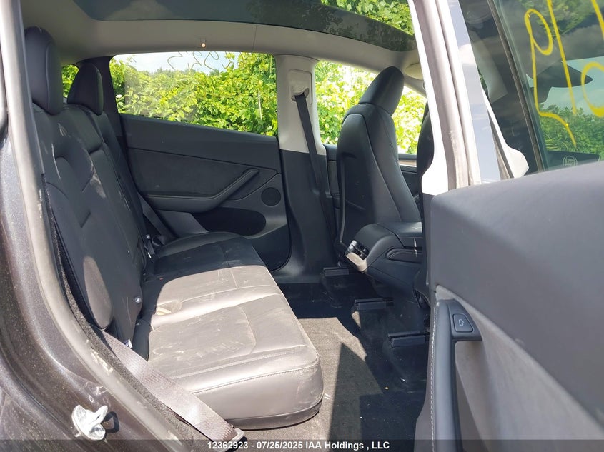 7SAYGDED2SF264619 2025 TESLA MODEL Y photo no. 8